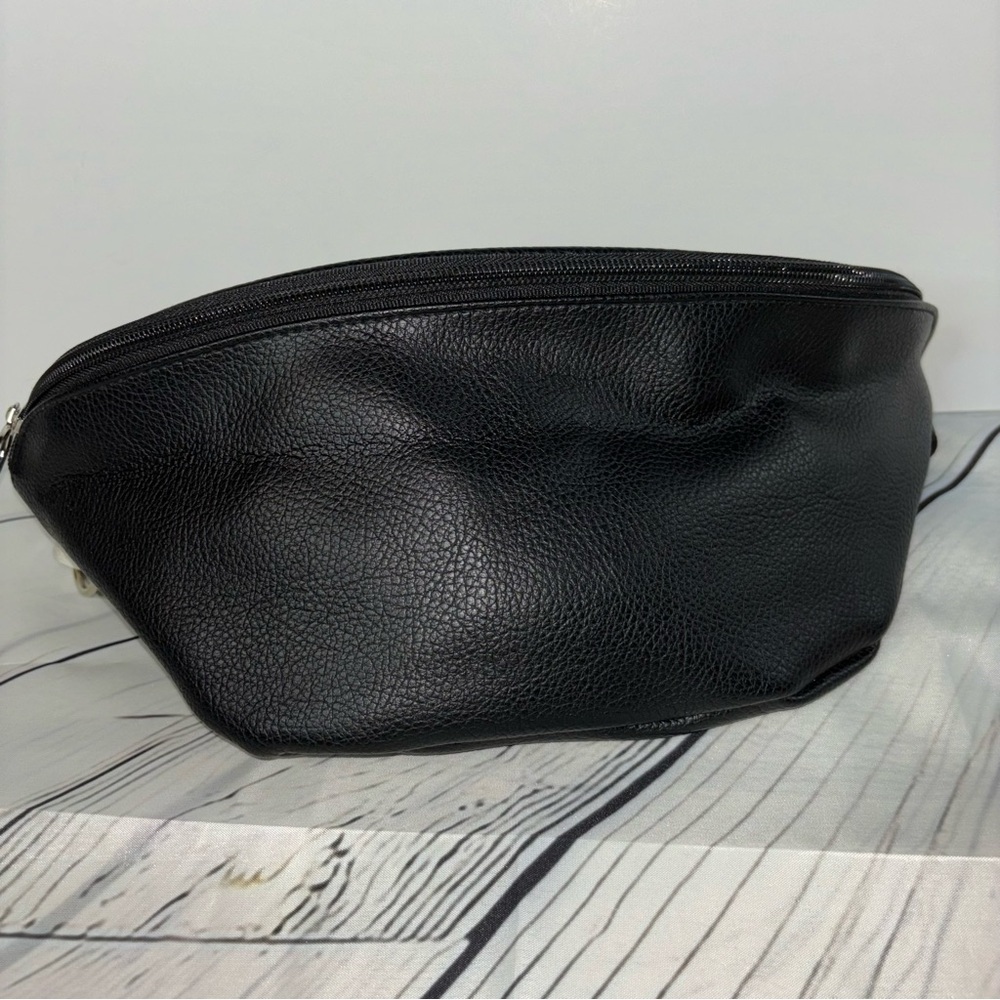 ULTA Beauty Fanny Belt Black Faux Leather